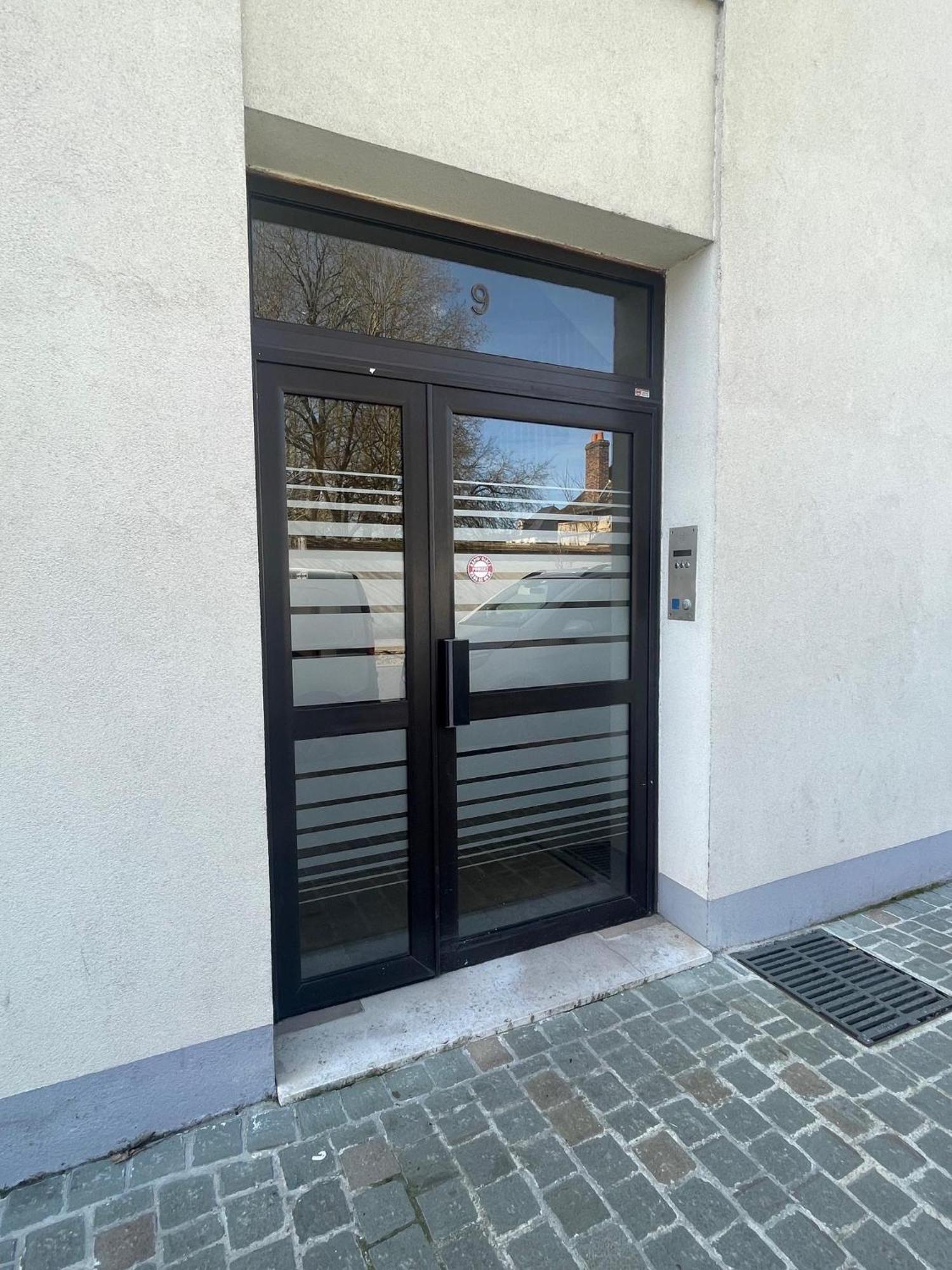 Appartement Residence Theatre Sens Luaran gambar